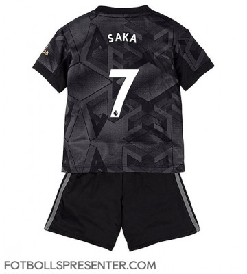 Arsenal Bukayo Saka #7 Bortatröja Barn 2022-23 Kortärmad (+ korta byxor)